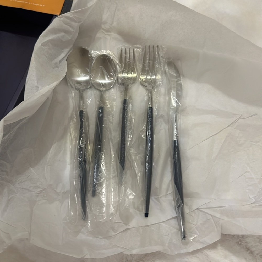 Flatware - Picture 6 of 6